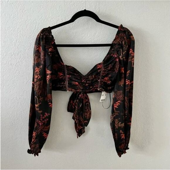 Urban Outfitters Black Printed Ruched Front Crop Top - Picture 1 of 7